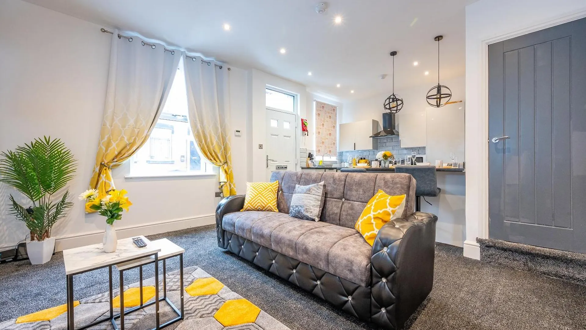 *Rb10W* For Your Most Relaxed & Cosy Stay + Free Parking + Free Fast Wifi * 利兹